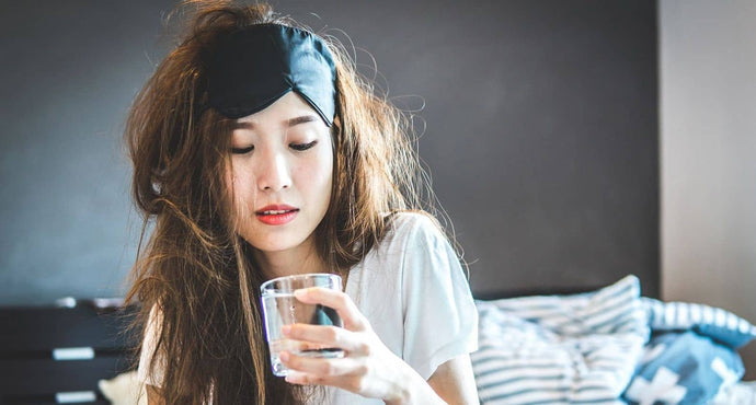 6 Ways to Reduce Hangover Anxiety (Hangxiety) The Next Morning